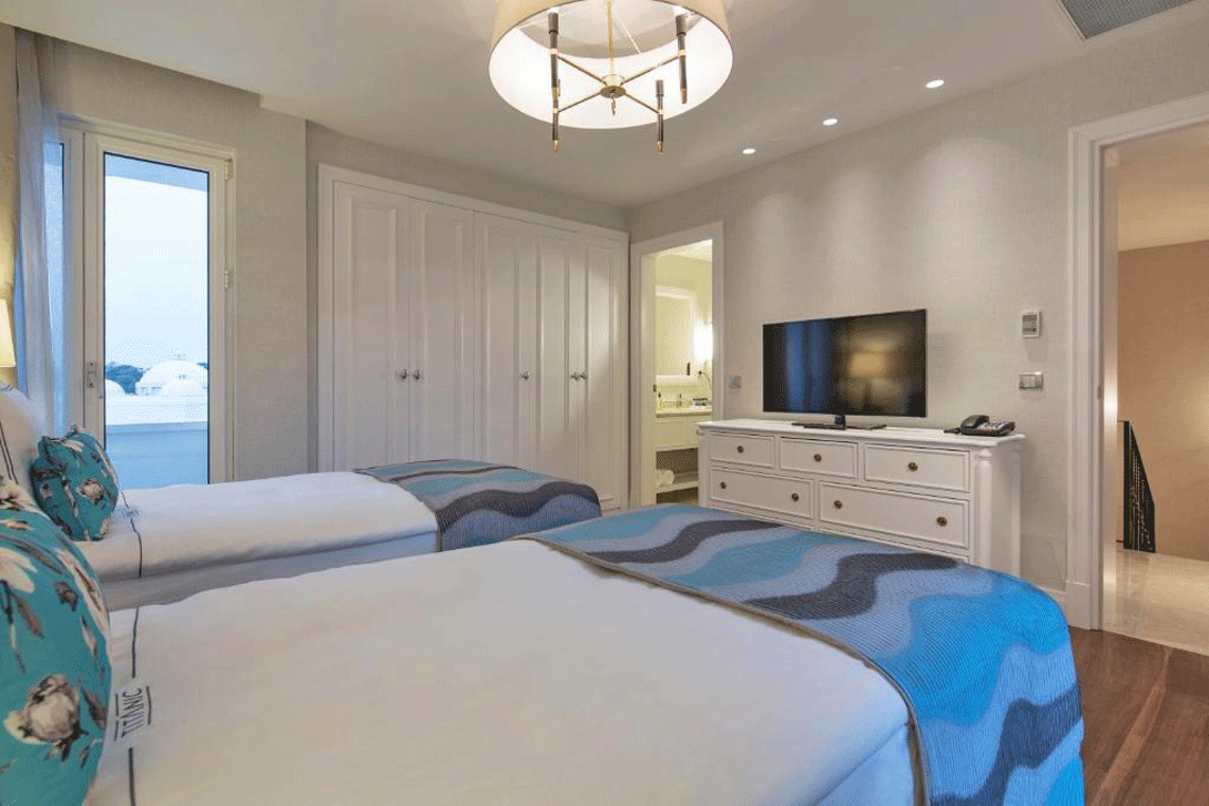 cheap resort hotels to Spend holiday with family