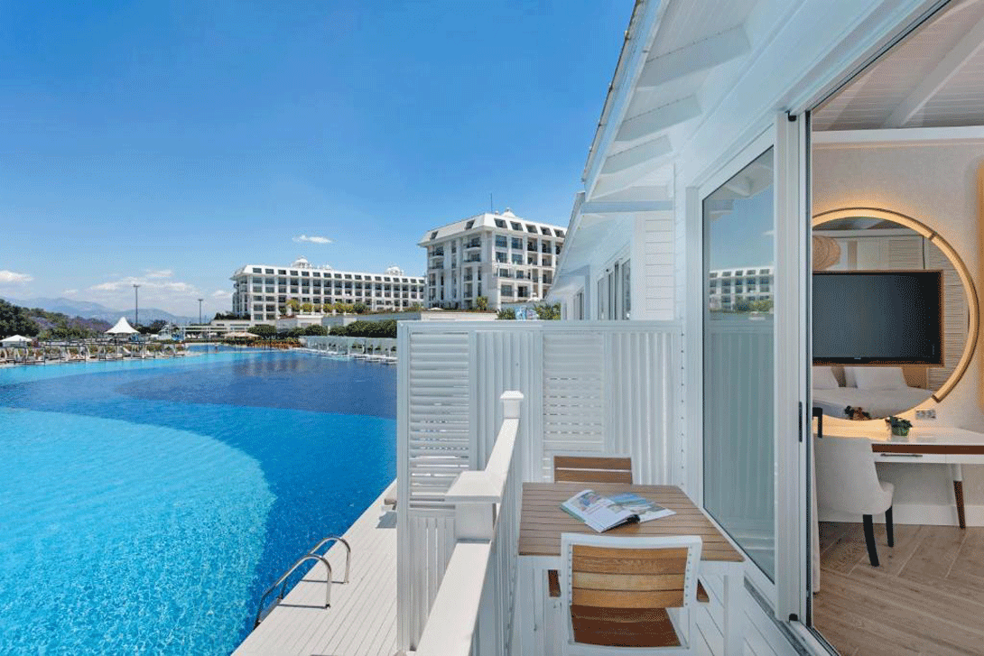 cheap resort hotels to Spend holiday with family