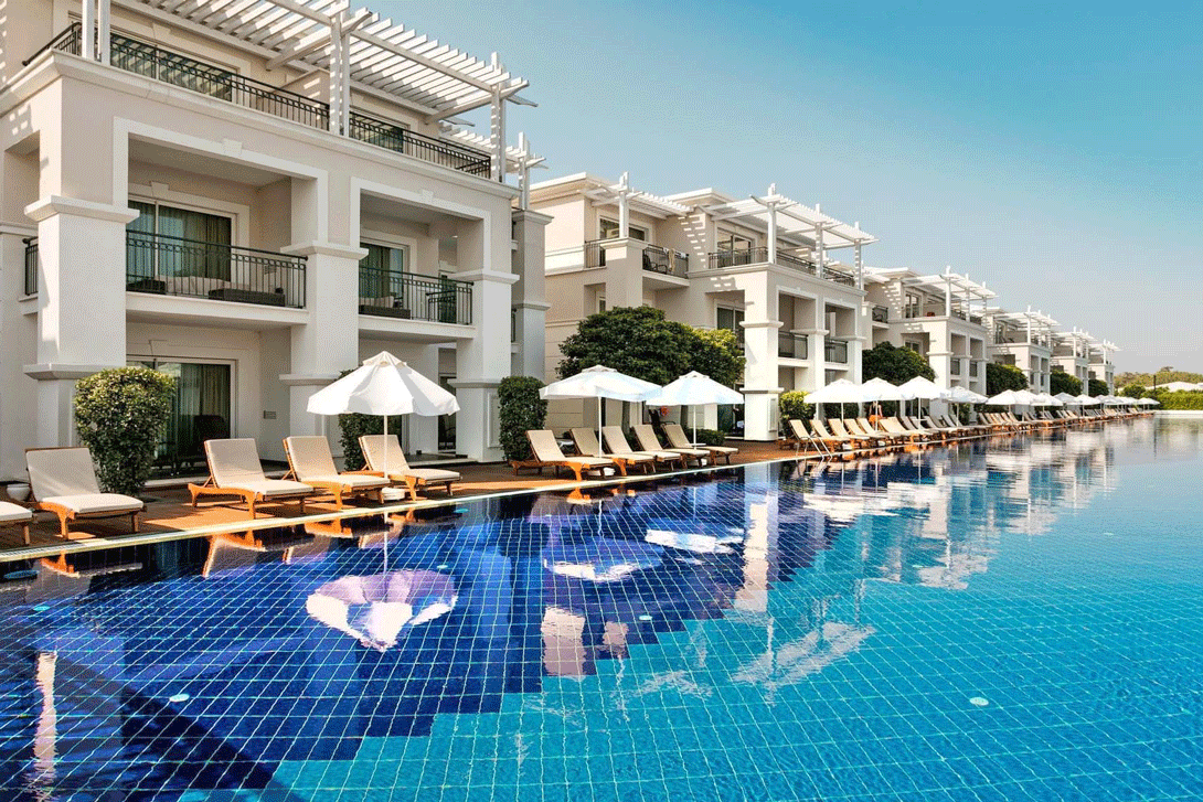 cheap resort hotels to Spend holiday with family