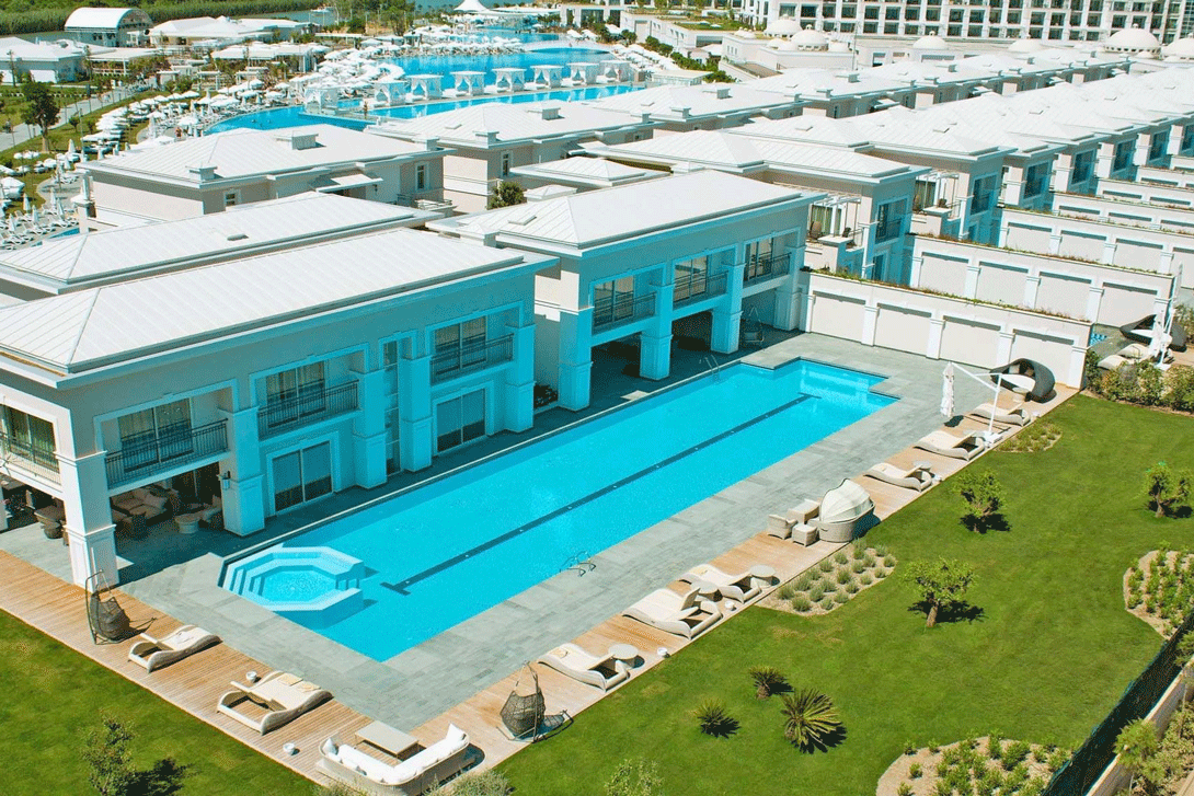 cheap resort hotels to Spend holiday with family