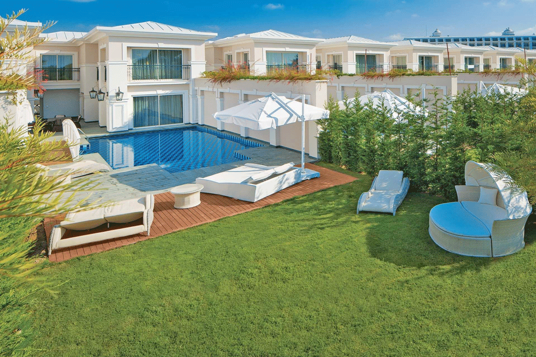 cheap resort hotels to Spend holiday with family