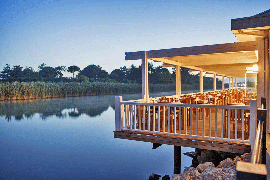 cheap resort hotels to Spend holiday with family