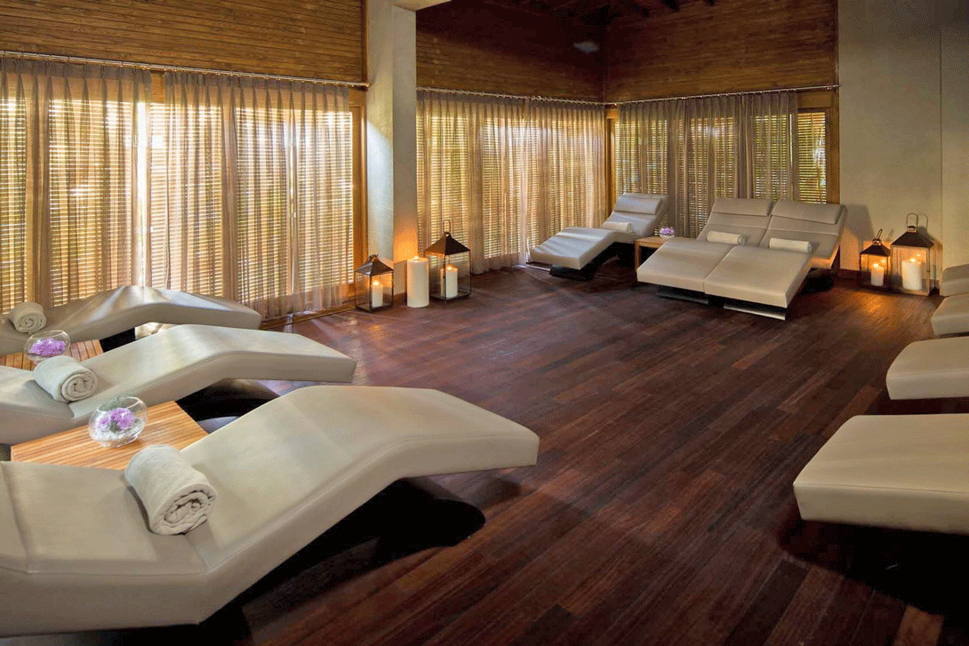 cheap resort hotels to Spend holiday with family