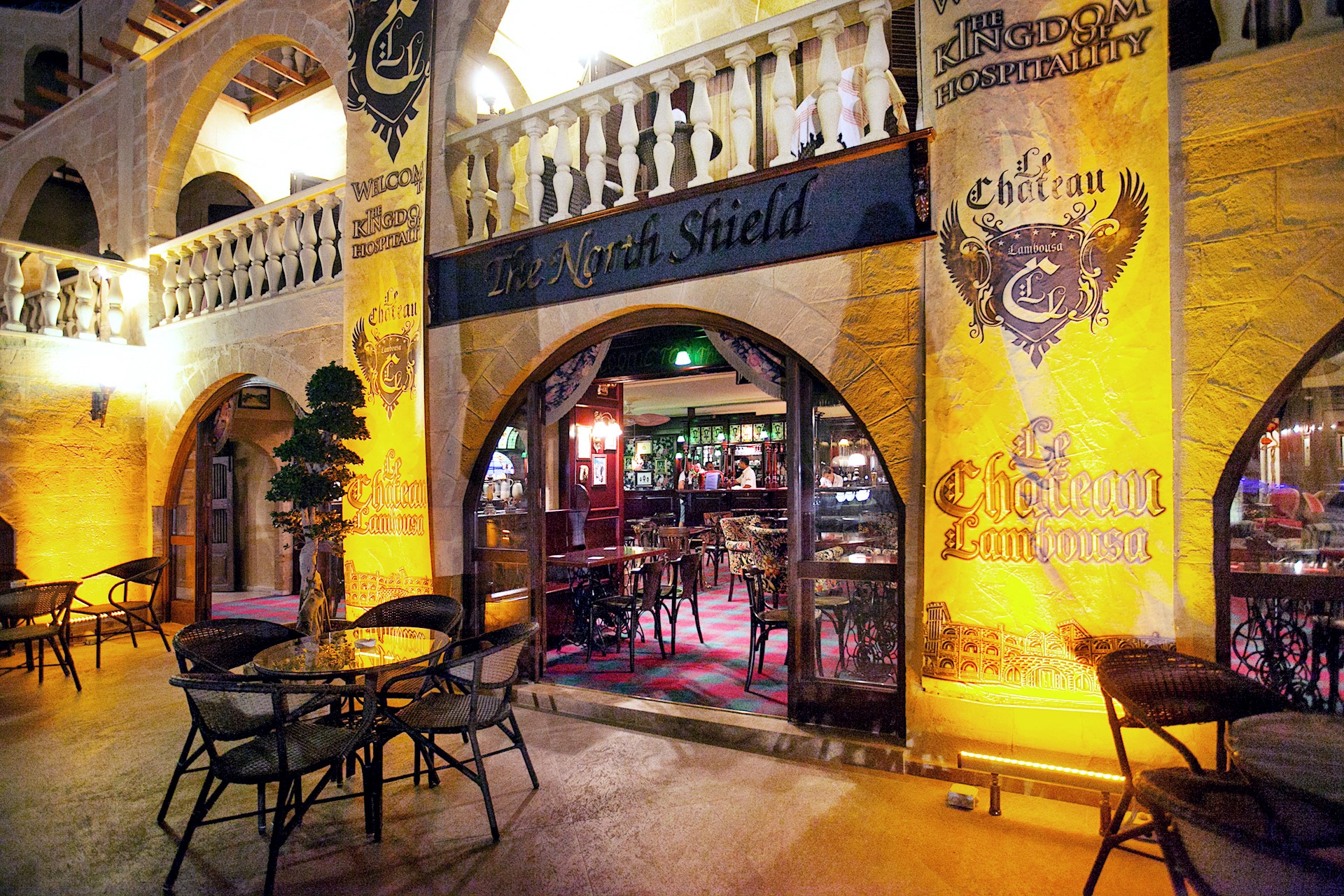 cheap resort hotels to Spend holiday with family