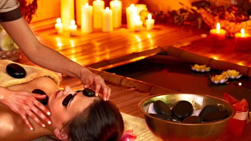 cheap resort hotels to Spend holiday with family