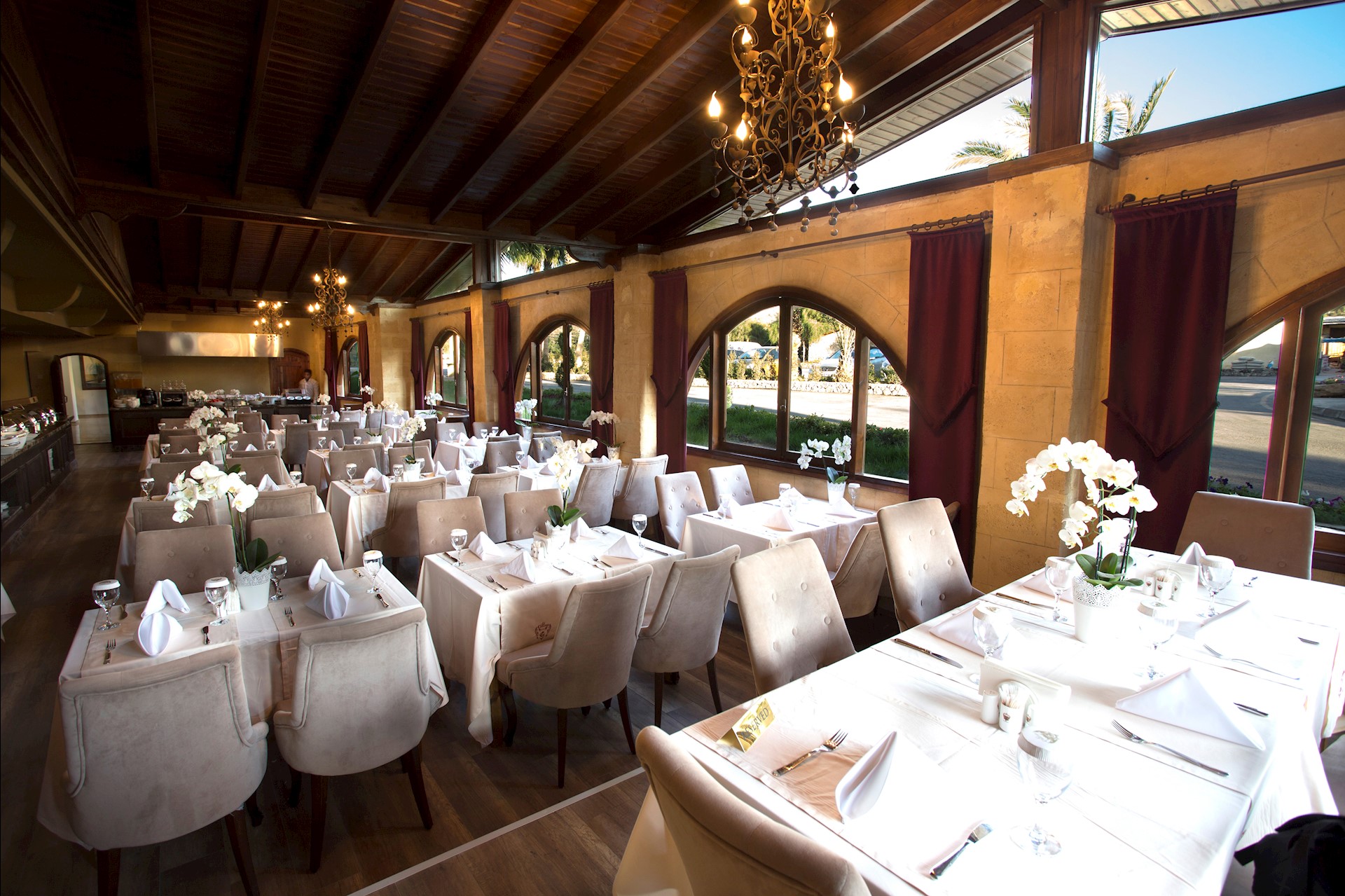 cheap resort hotels to Spend holiday with family