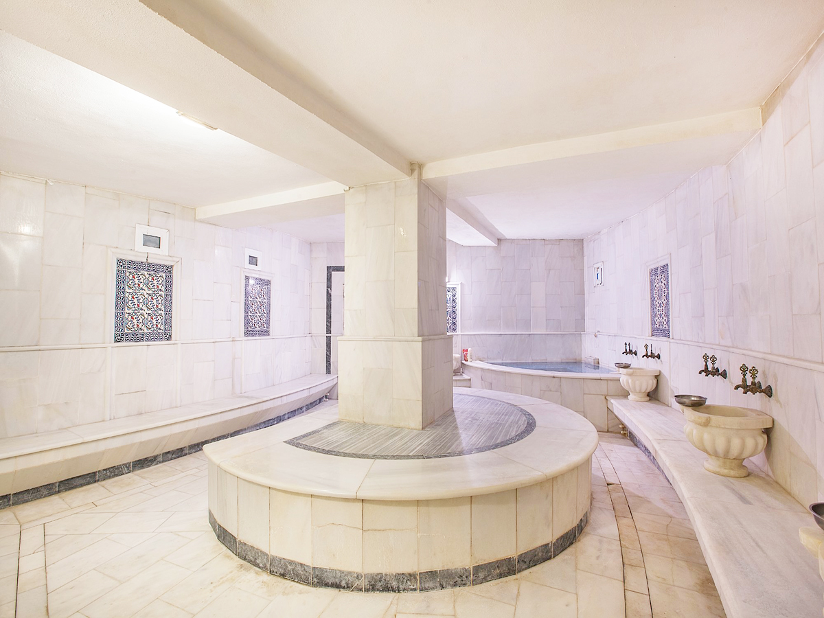 cheap resort hotels to Spend holiday with family