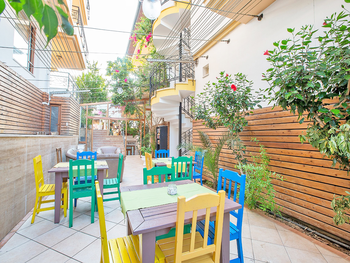 cheap resort hotels to Spend holiday with family