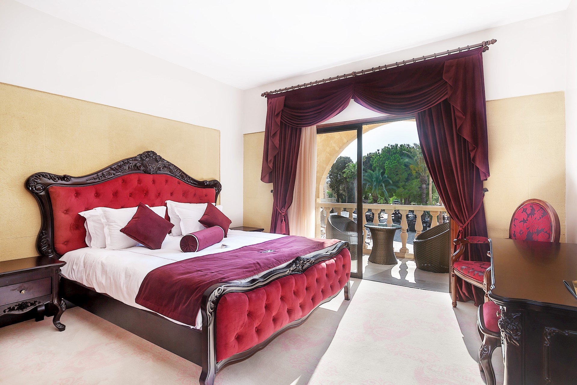 cheap resort hotels to Spend holiday with family