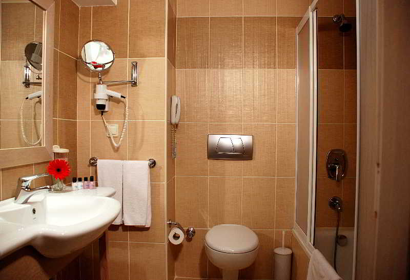 cheap resort hotels to Spend holiday with family