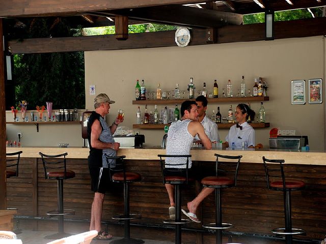 cheap resort hotels to Spend holiday with family