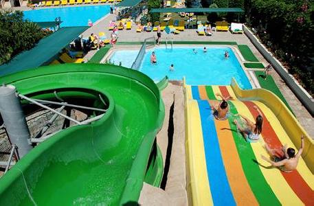 cheap resort hotels to Spend holiday with family