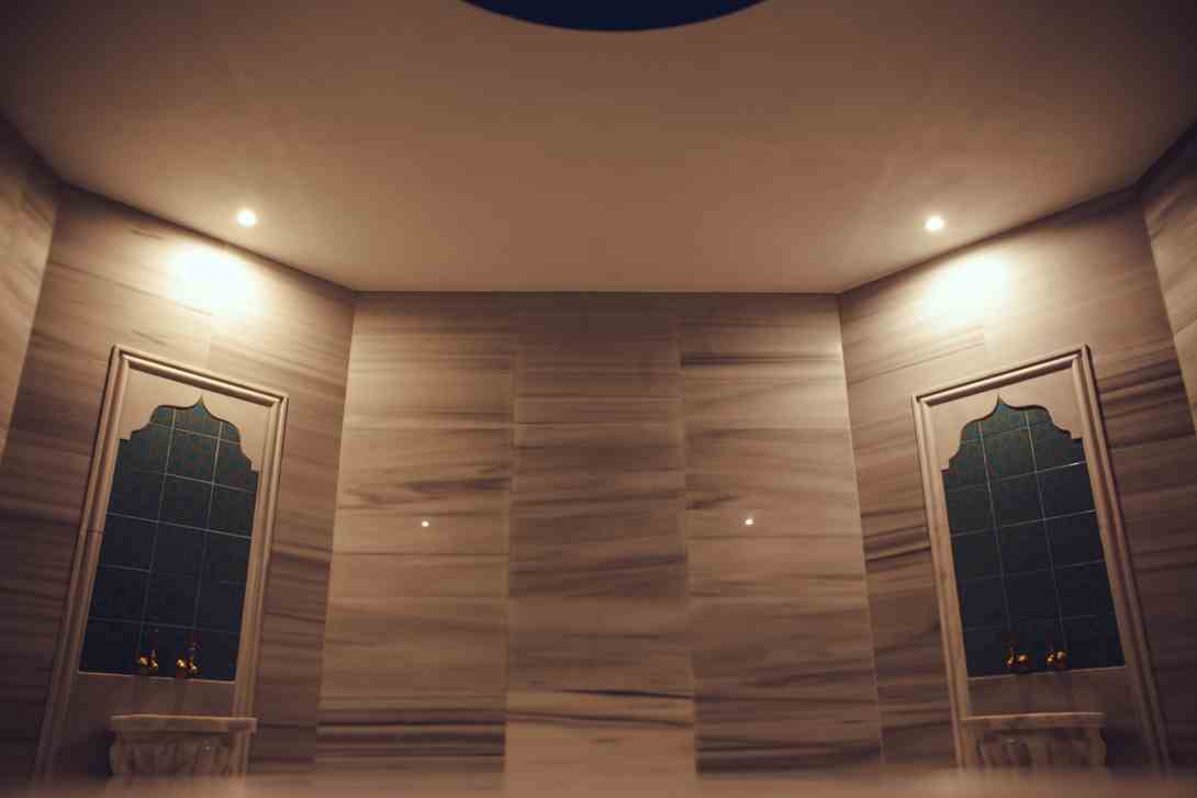 cheap resort hotels to Spend holiday with family