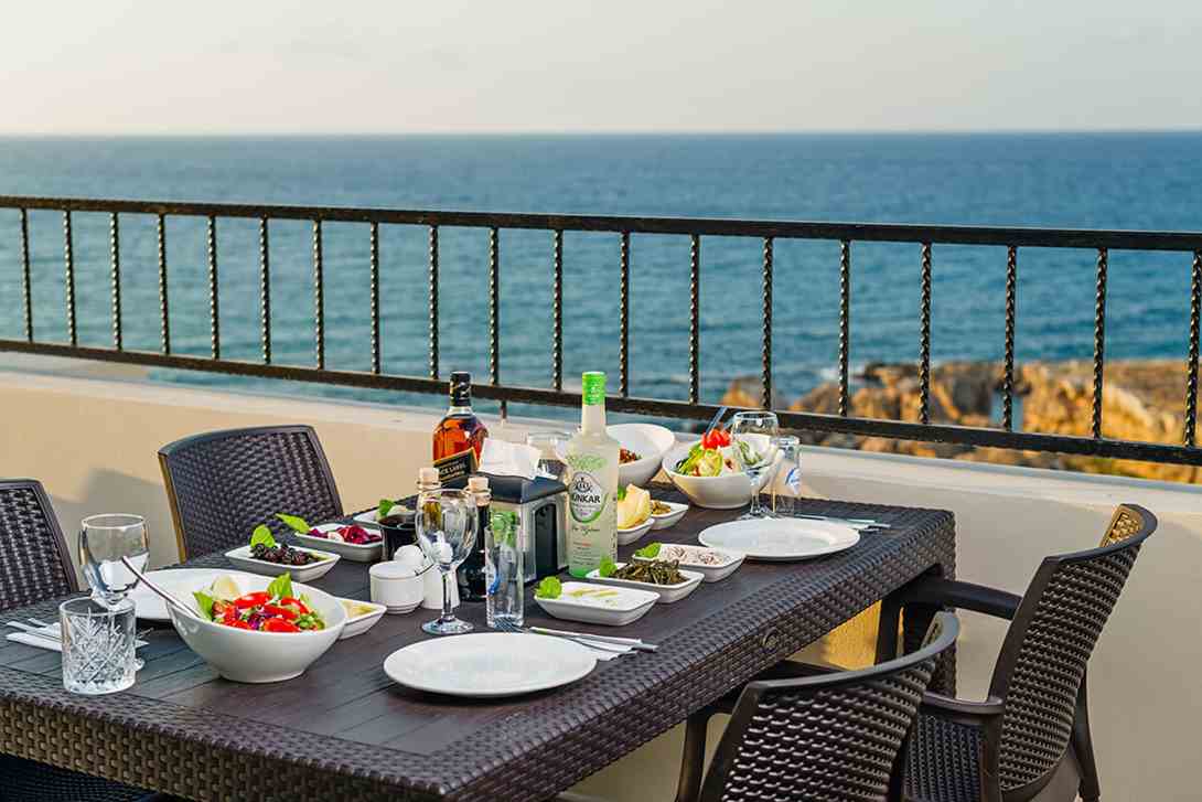 cheap resort hotels to Spend holiday with family