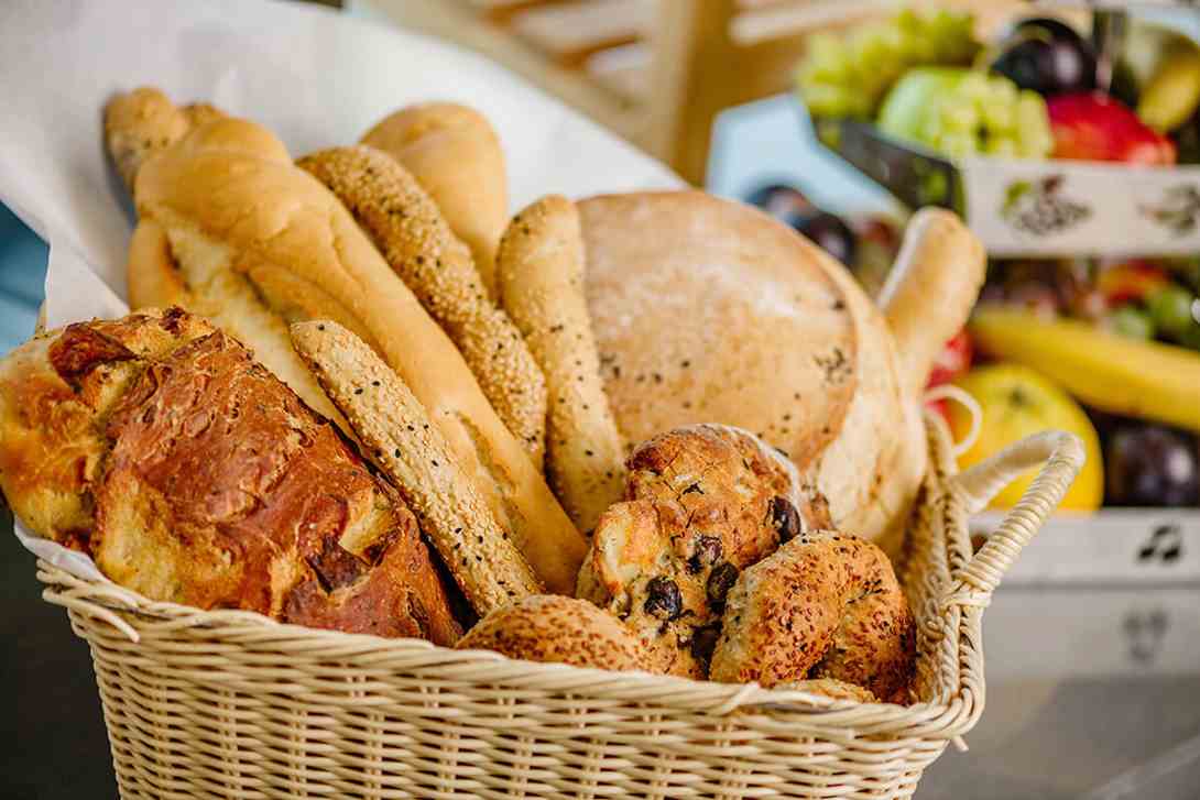 cheap resort hotels to Spend holiday with family