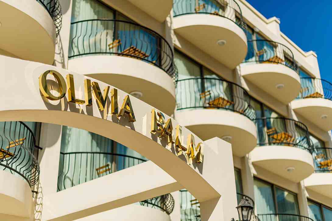 cheap resort hotels to Spend holiday with family