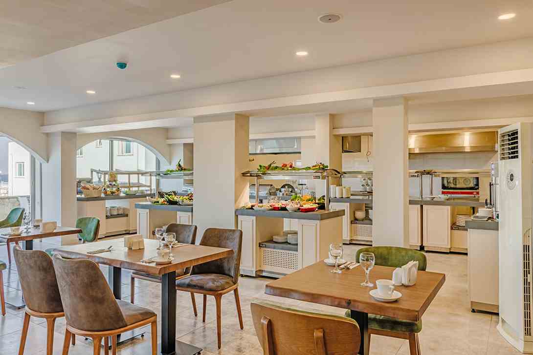 cheap resort hotels to Spend holiday with family