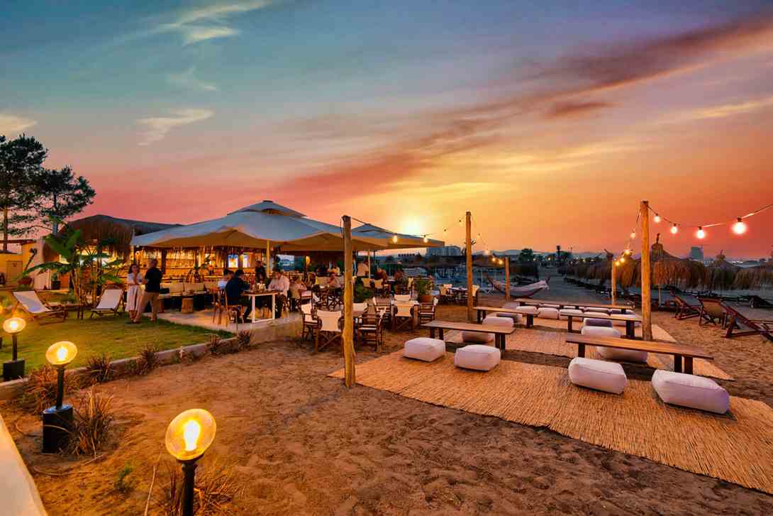 Lush Beach Bar