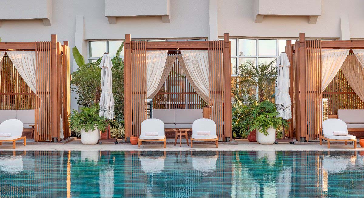 cheap resort hotels to Spend holiday with family