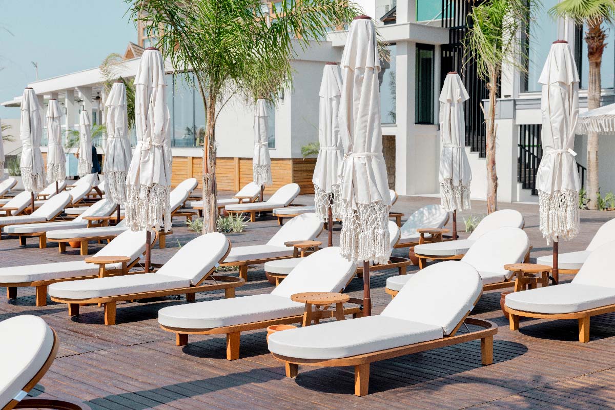 cheap resort hotels to Spend holiday with family