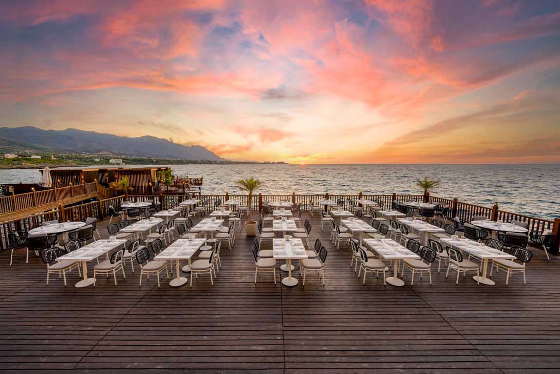 cheap resort hotels to Spend holiday with family