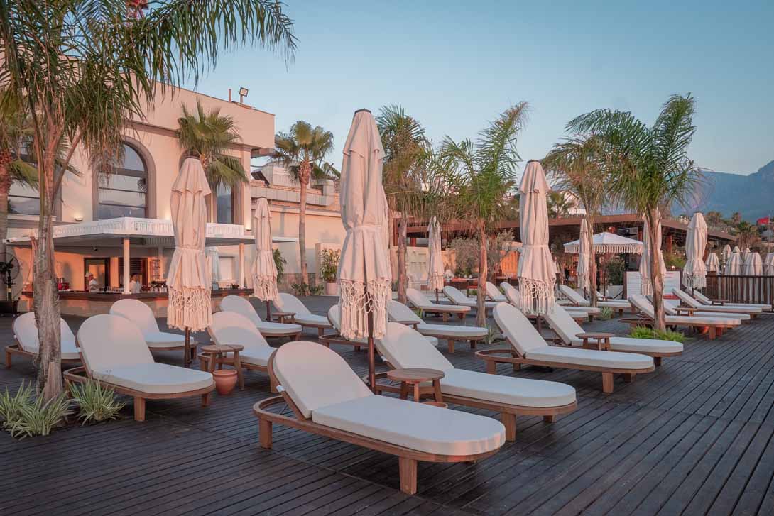 cheap resort hotels to Spend holiday with family