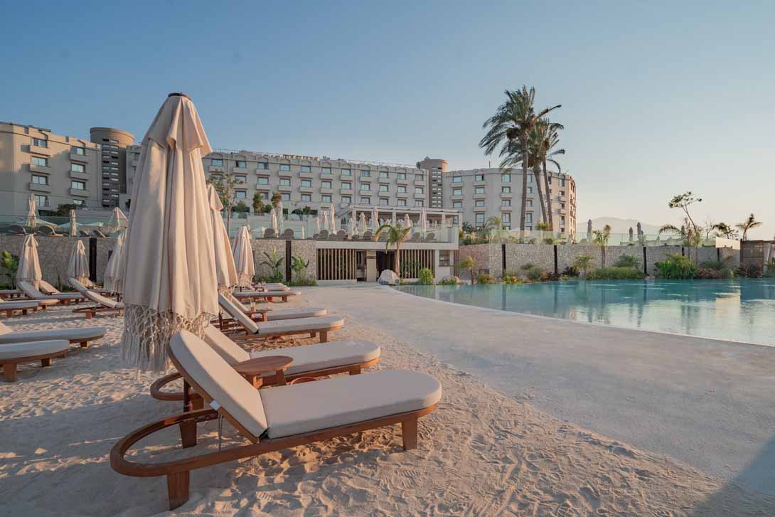 cheap resort hotels to Spend holiday with family