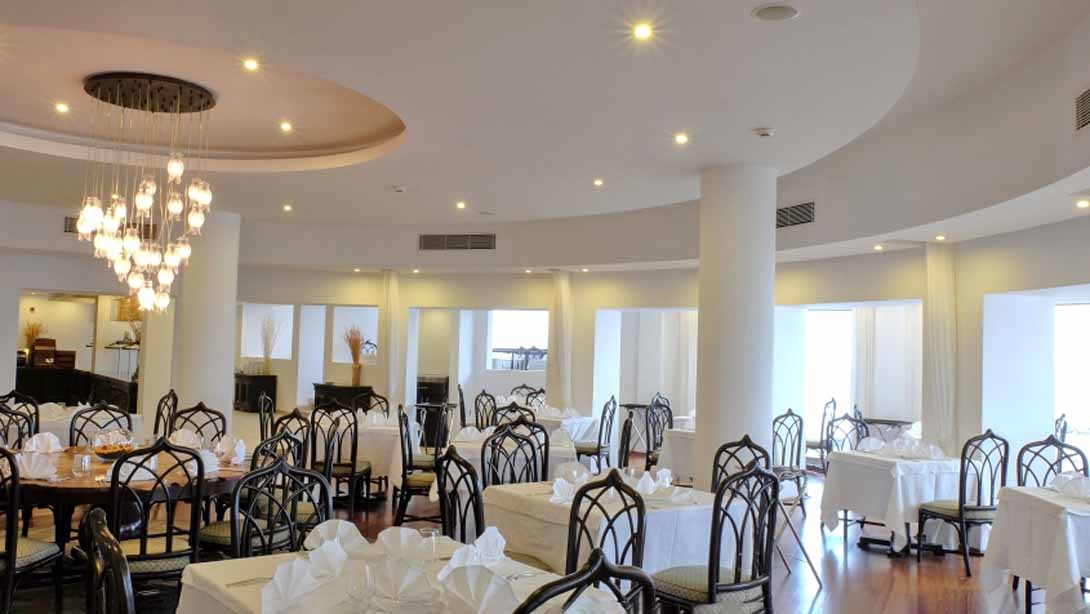 cheap resort hotels to Spend holiday with family