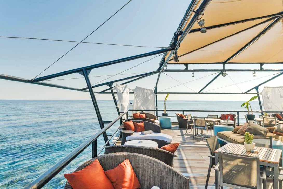 cheap resort hotels to Spend holiday with family