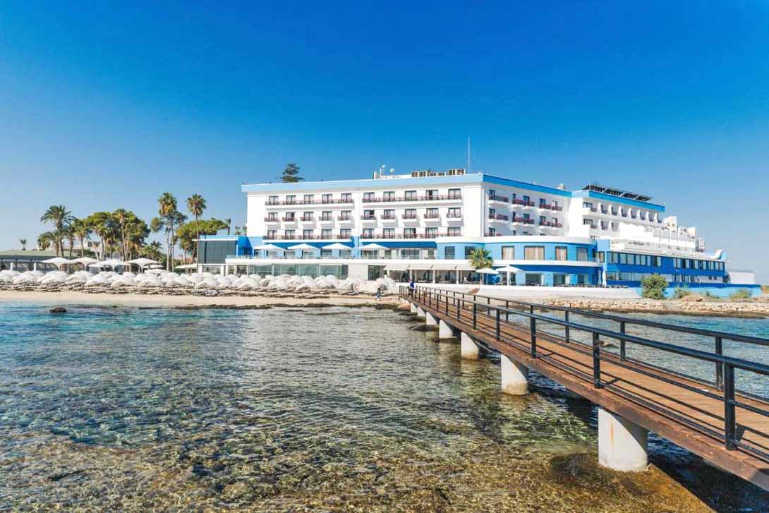 cheap resort hotels to Spend holiday with family