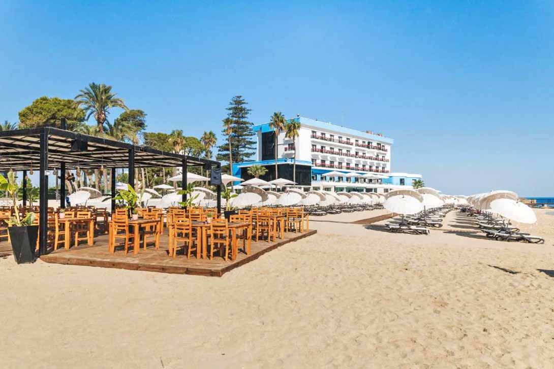 cheap resort hotels to Spend holiday with family