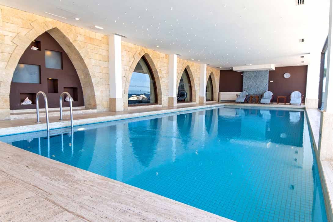 cheap resort hotels to Spend holiday with family