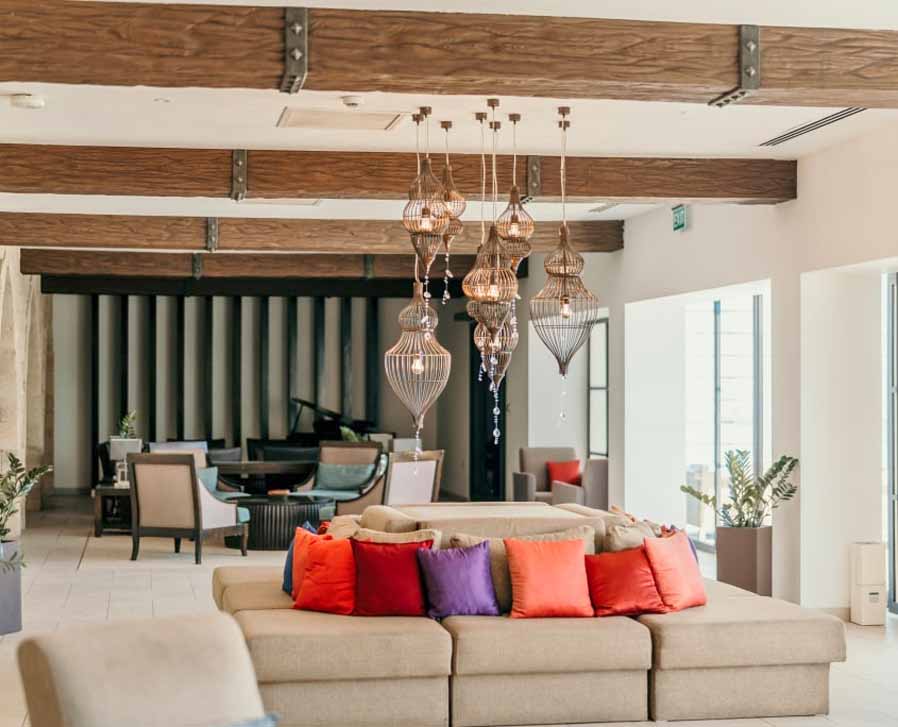 cheap resort hotels to Spend holiday with family