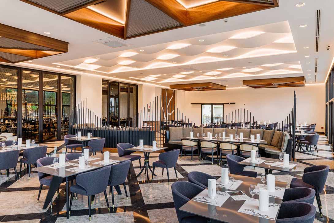 cheap resort hotels to Spend holiday with family