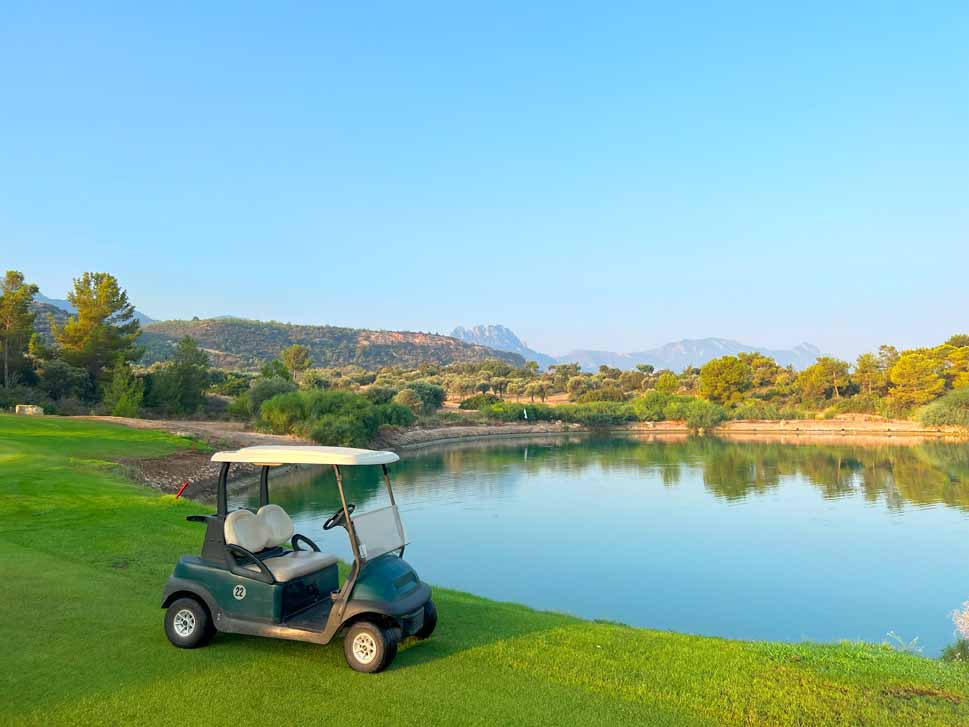 cheap resort hotels to Spend holiday with family