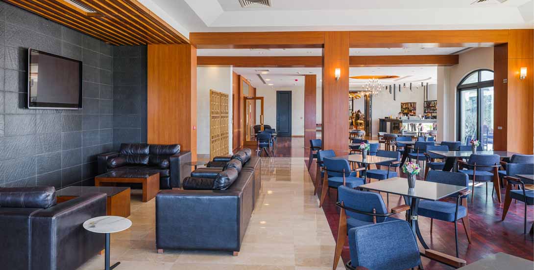 cheap resort hotels to Spend holiday with family