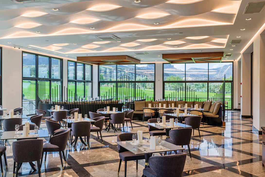 cheap resort hotels to Spend holiday with family