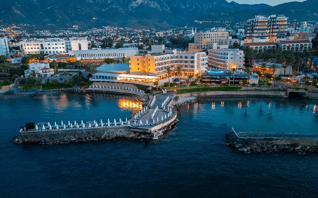 cheap resort hotels to Spend holiday with family