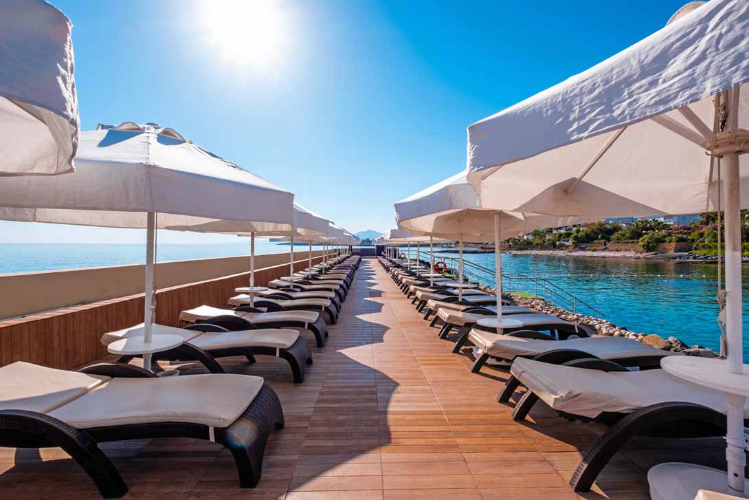 cheap resort hotels to Spend holiday with family