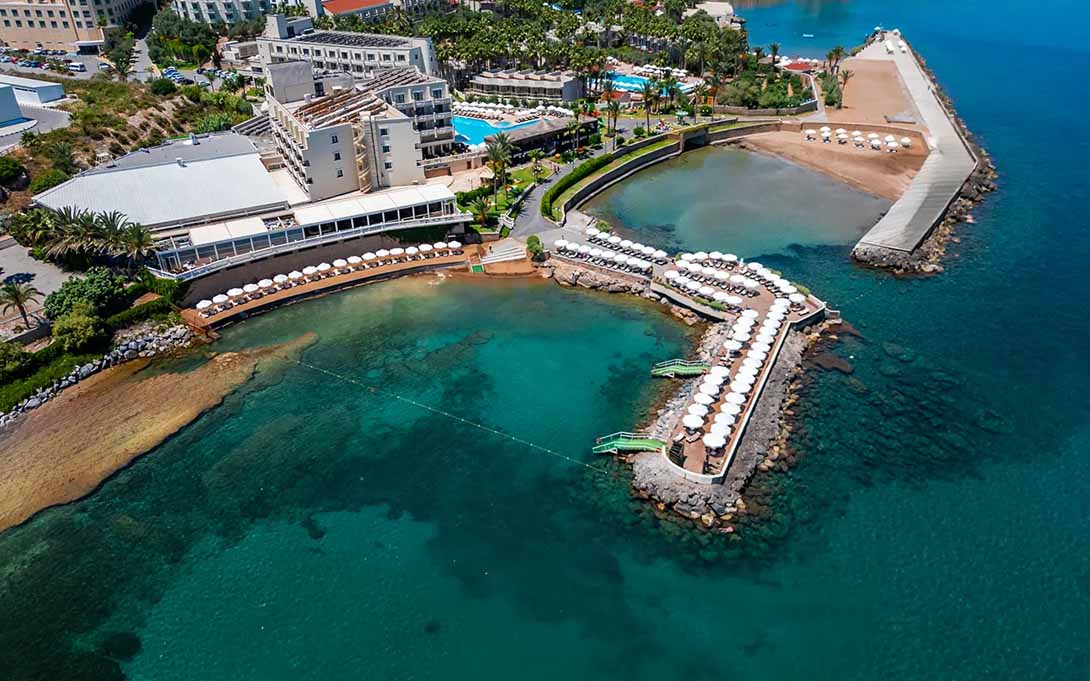 cheap resort hotels to Spend holiday with family