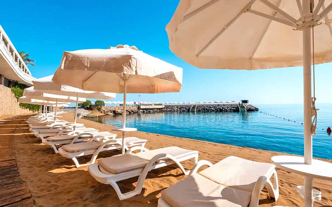 cheap resort hotels to Spend holiday with family