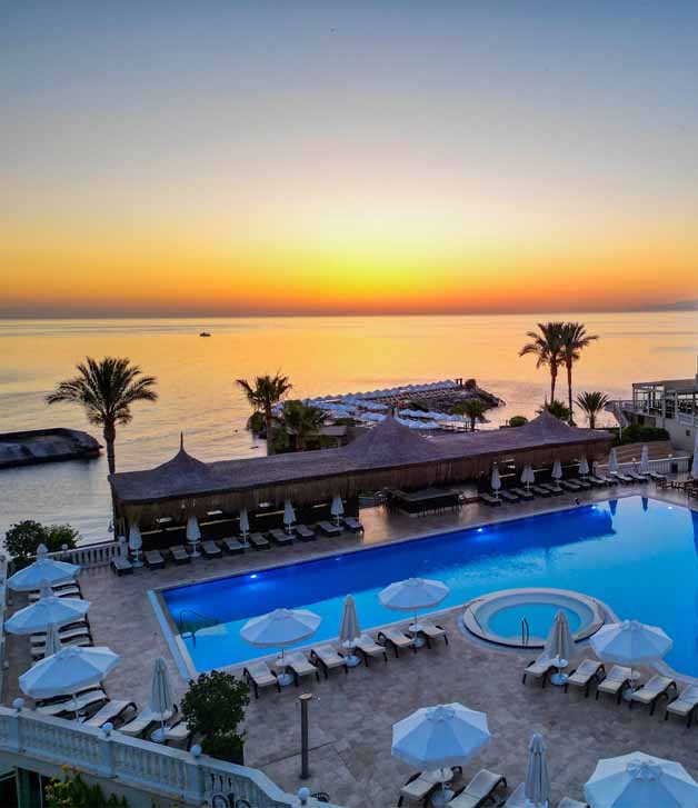 cheap resort hotels to Spend holiday with family