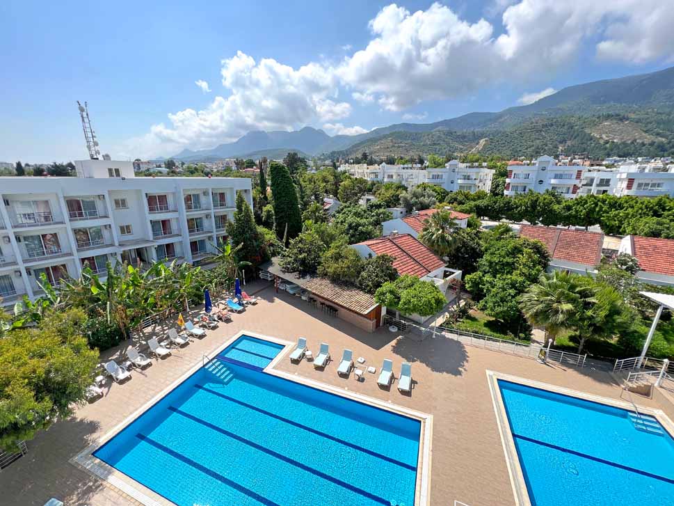 cheap resort hotels to Spend holiday with family