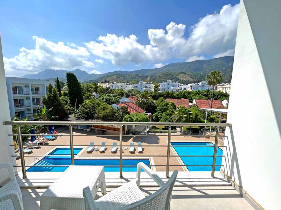 cheap resort hotels to Spend holiday with family