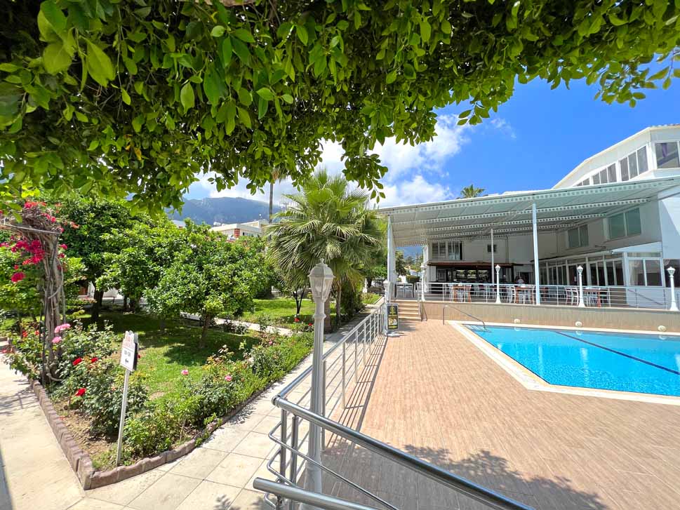 cheap resort hotels to Spend holiday with family