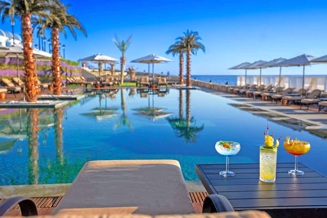 cheap resort hotels to Spend holiday with family