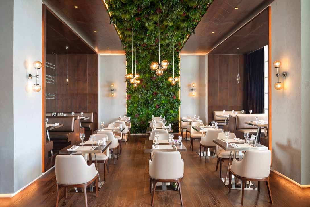 cheap resort hotels to Spend holiday with family