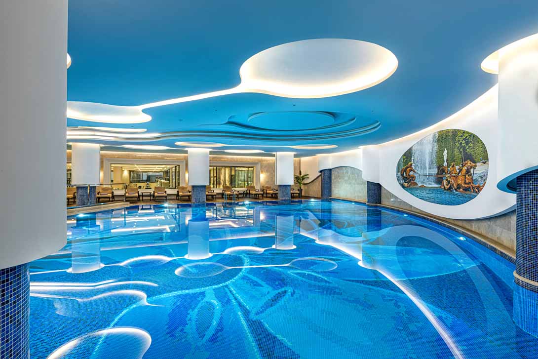 cheap resort hotels to Spend holiday with family