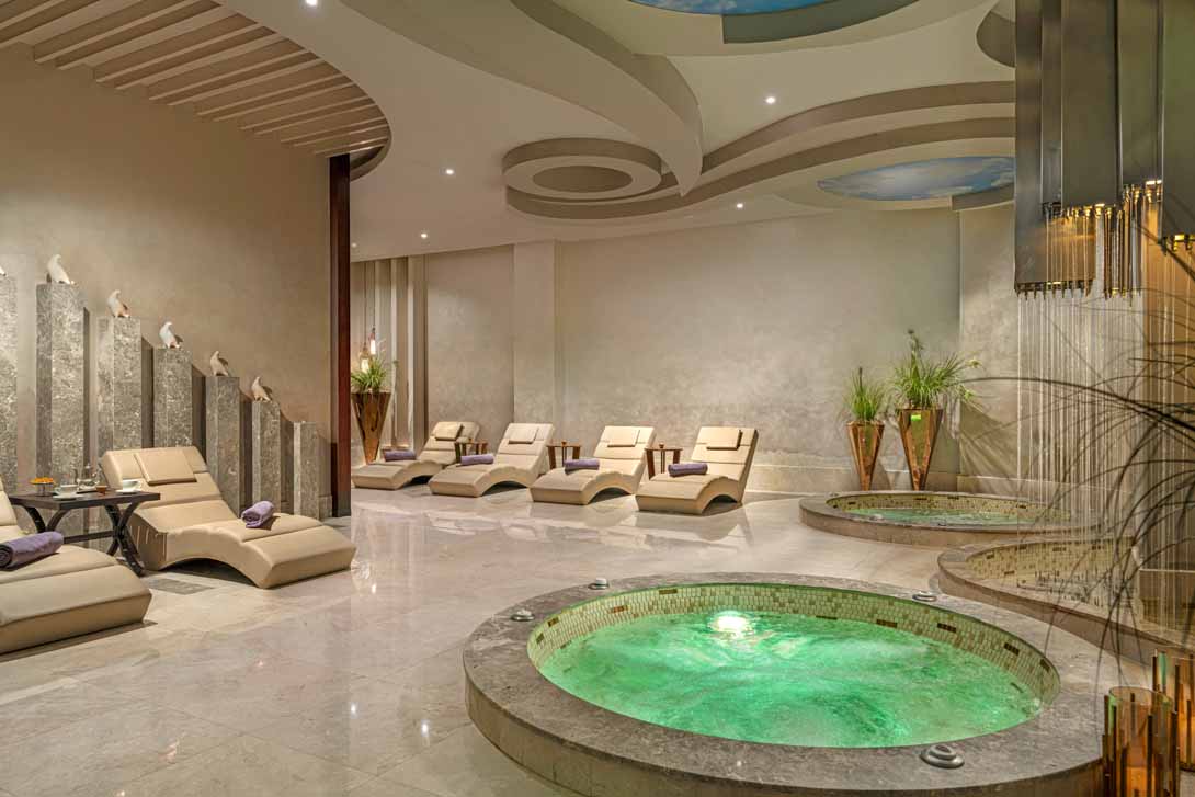 cheap resort hotels to Spend holiday with family