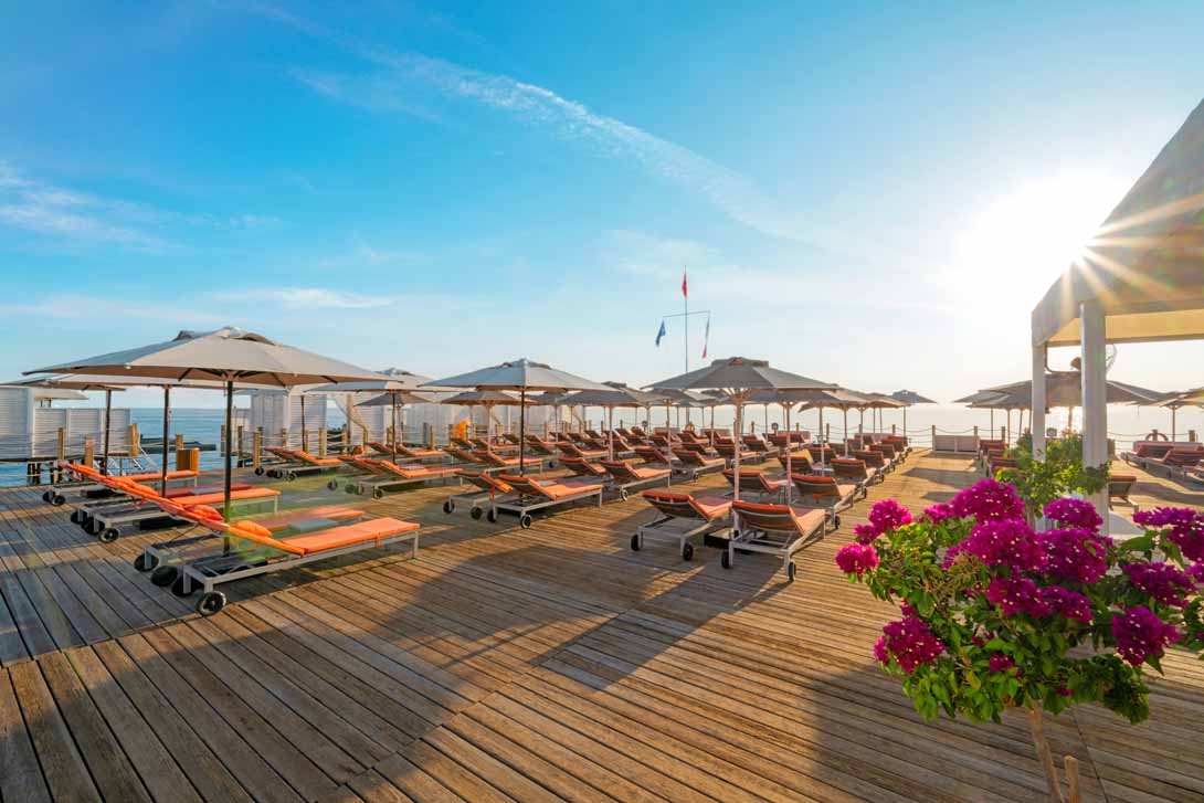 cheap resort hotels to Spend holiday with family